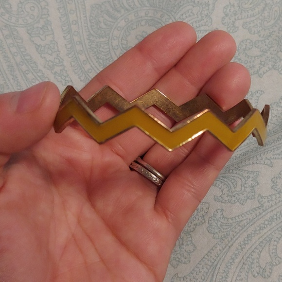 Mix of Bangles - Picture 4 of 6